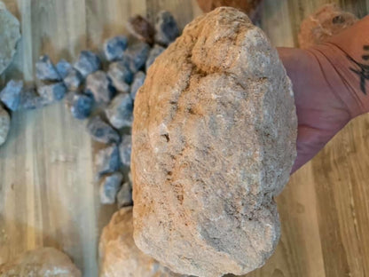 Private Listing for APRIL MARTIN